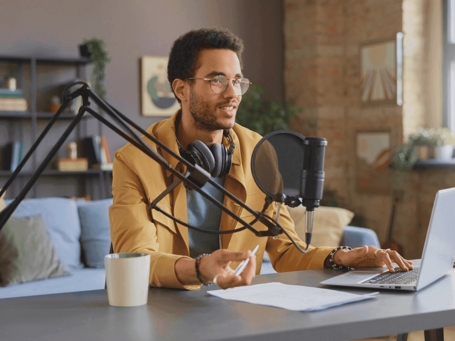 Best Times to Listen to Devotional Music for Spiritual Growth